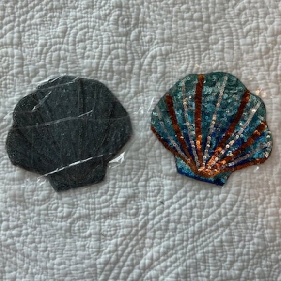 Super fun mermaid shell shaped glitter pasties - Picture 3 of 3